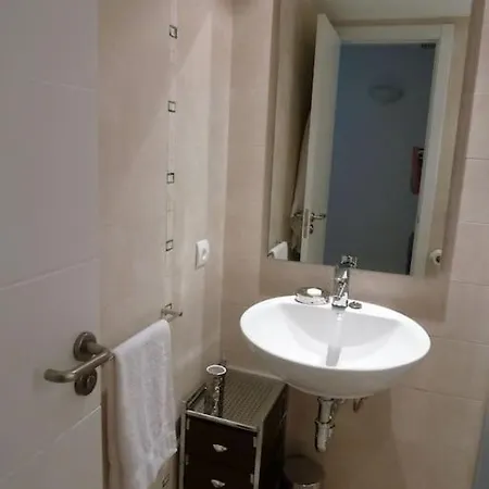 Pollentiamar Con Piscina Y A 90m De La Playa